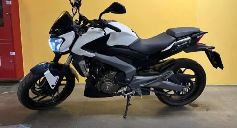 Bajaj 400